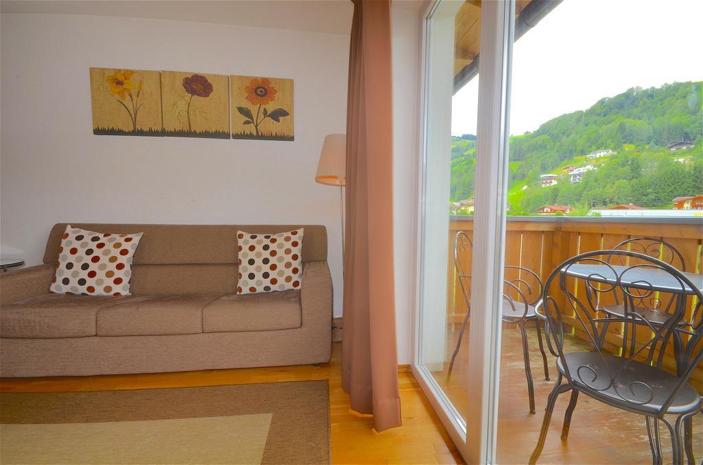 Apartment Riccardo - By Alpen Apartments Kaprun Extérieur photo
